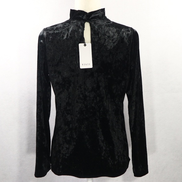 NEW RO &DE Womens Velvet Goth Black Choker Top M - Picture 6 of 8